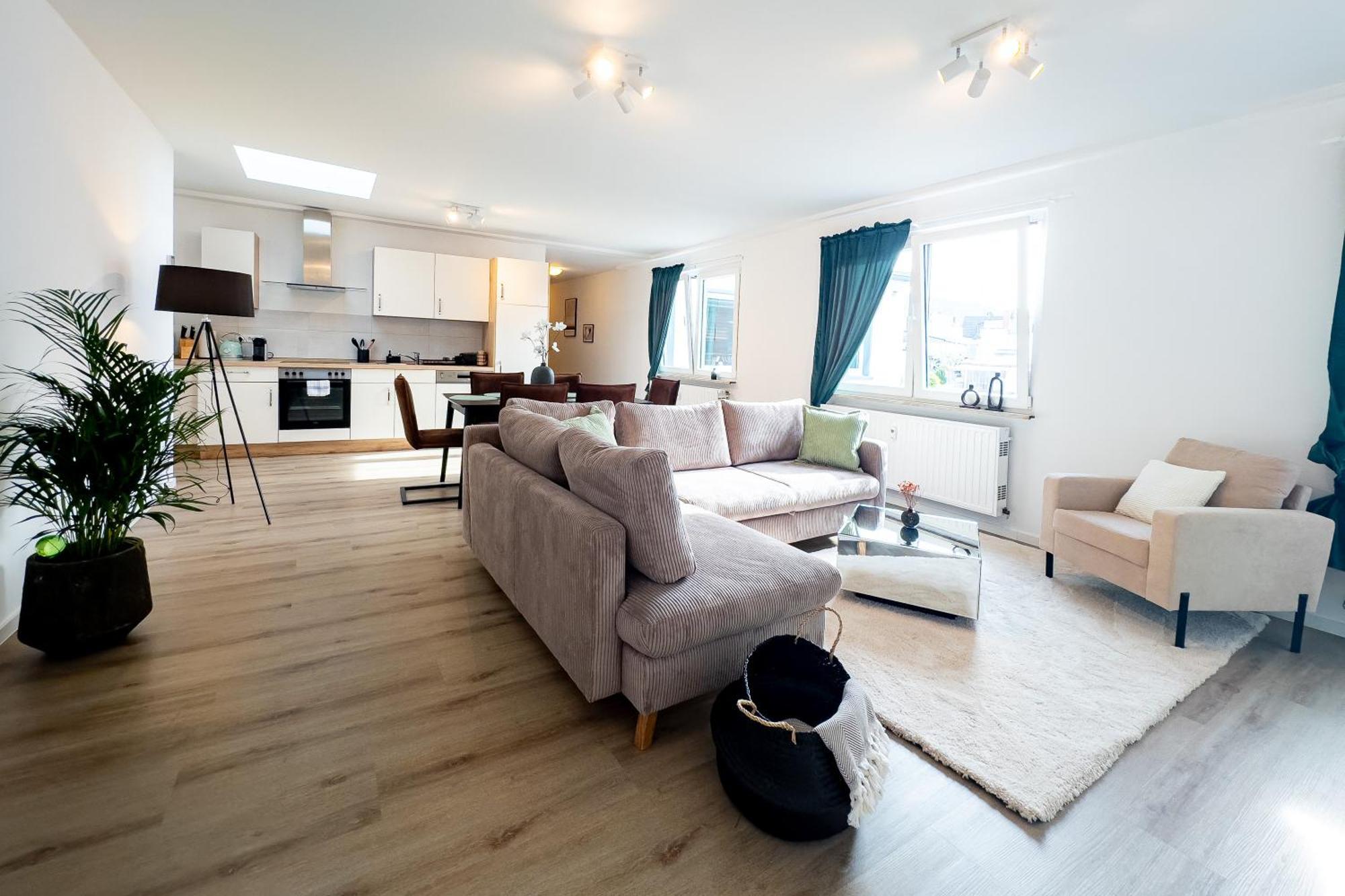 Apartment Fuer 6: Zentrum, Wifi, Tv, Kueche, Neu Bad Neuenahr-Ahrweiler