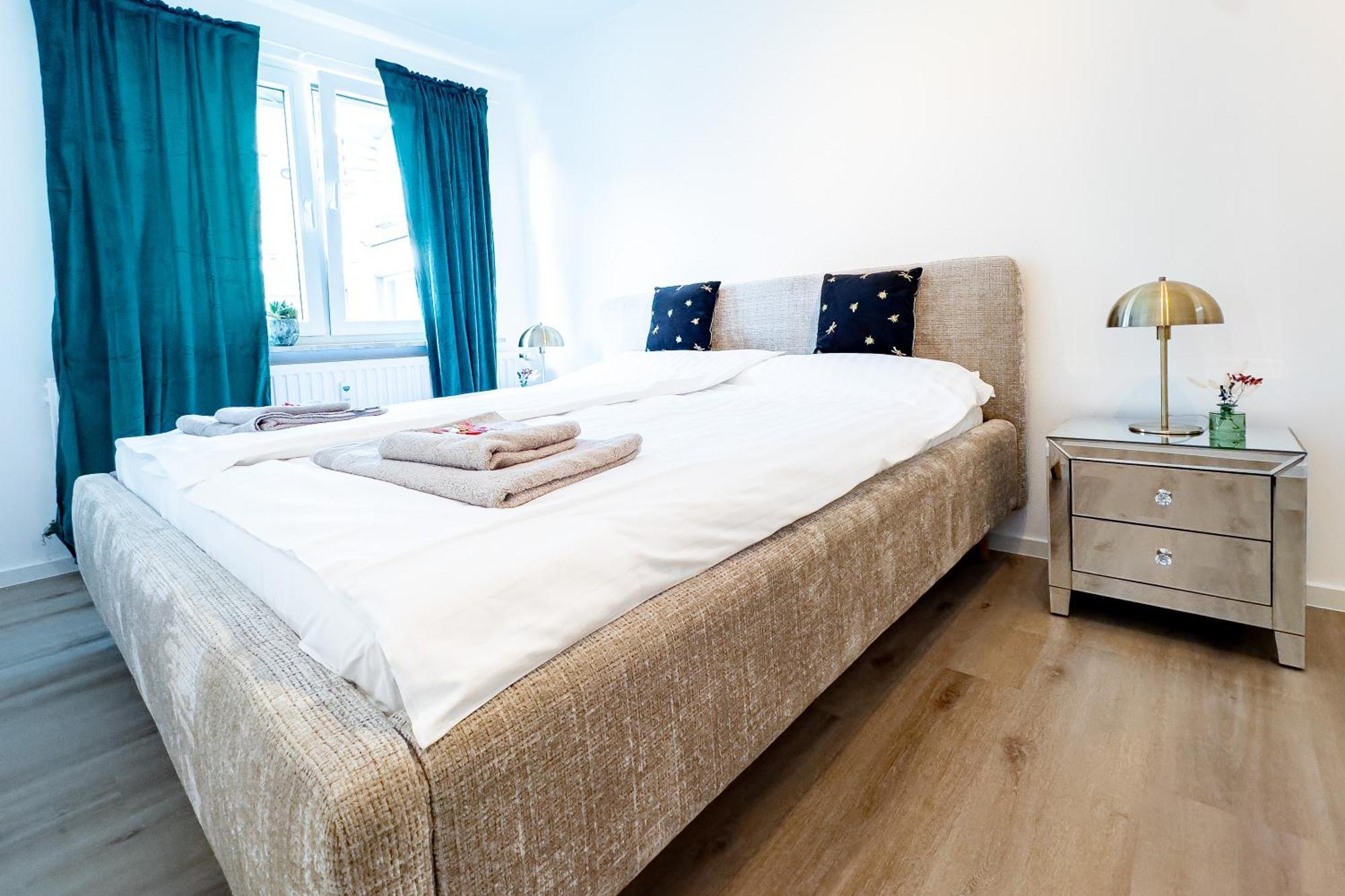 Apartment Fuer 6: Zentrum, Wifi, Tv, Kueche, Neu *